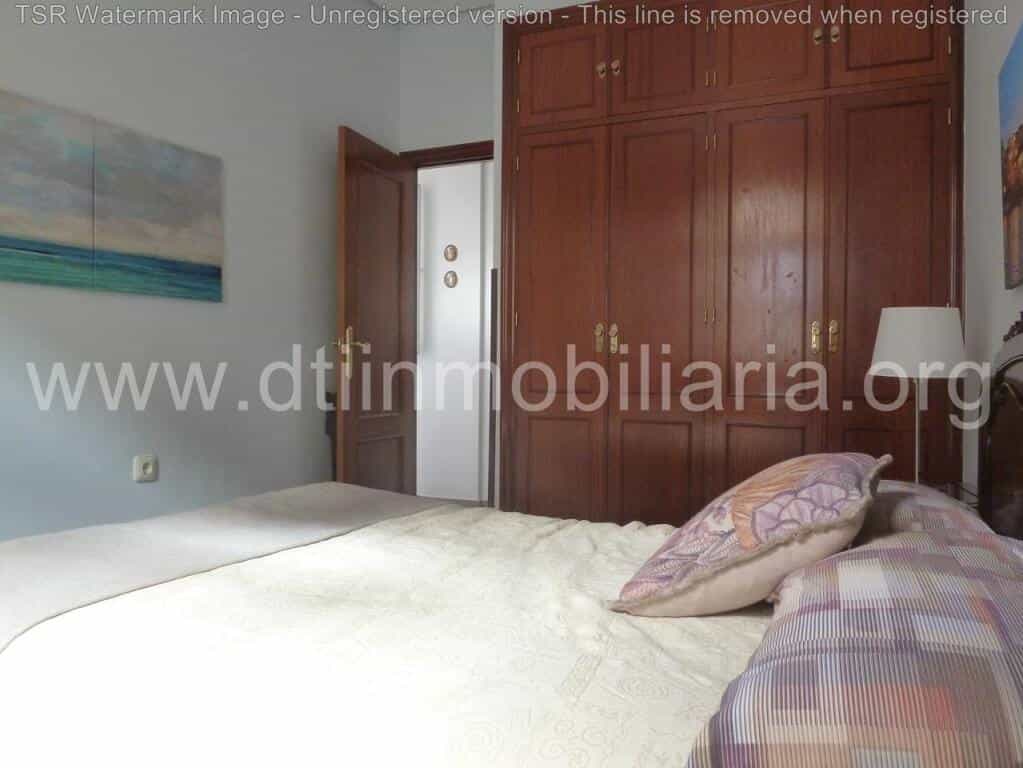 公寓 在 La Palma del Condado, Andalucía 11516069