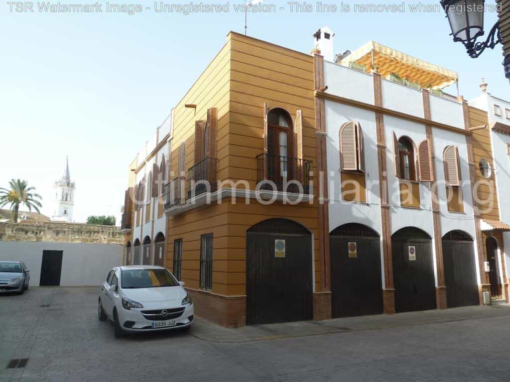 Condominium in La Palma del Condado, Andalucía 11516069