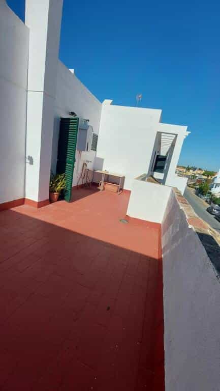 Condominium in El Portil, Andalucía 11516074