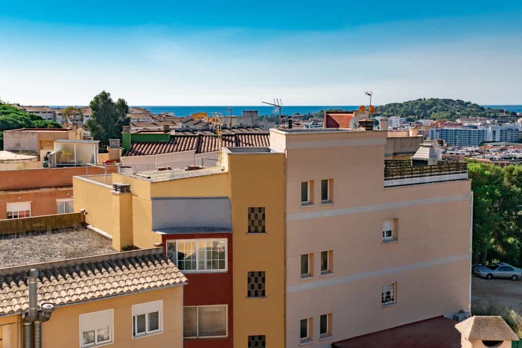 Condominium in Lloret de Mar, Catalunya 11516166