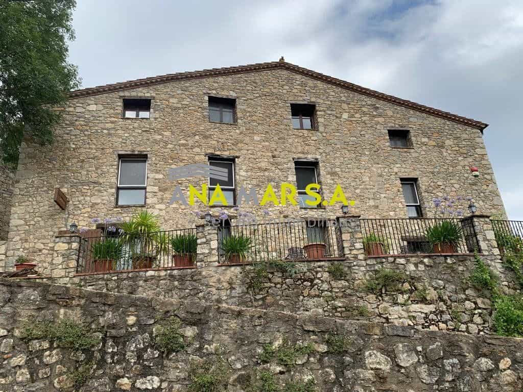 房子 在 Santa Maria de Marles, Catalonia 11516239