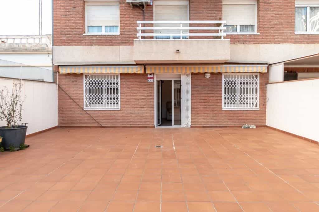 Condominio en Pineda de Mar, Catalunya 11516303