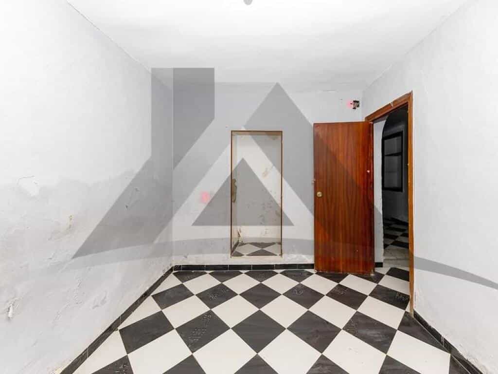 House in Penaflor, Andalusia 11516326