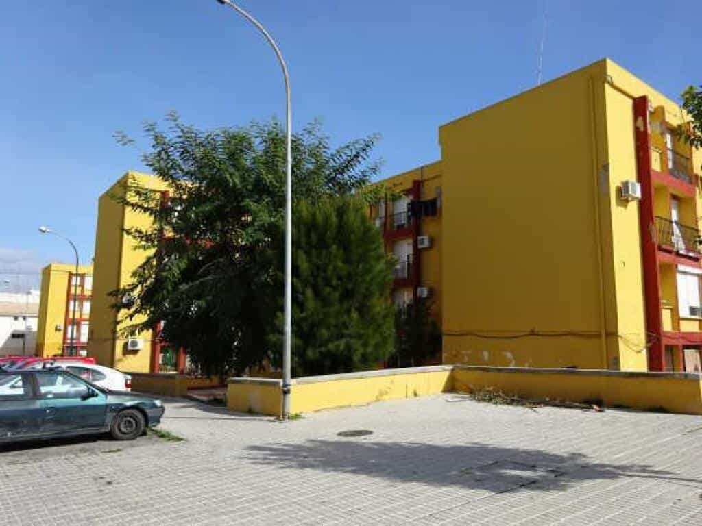 Condominio nel Coria del Rio, Andalusia 11516334