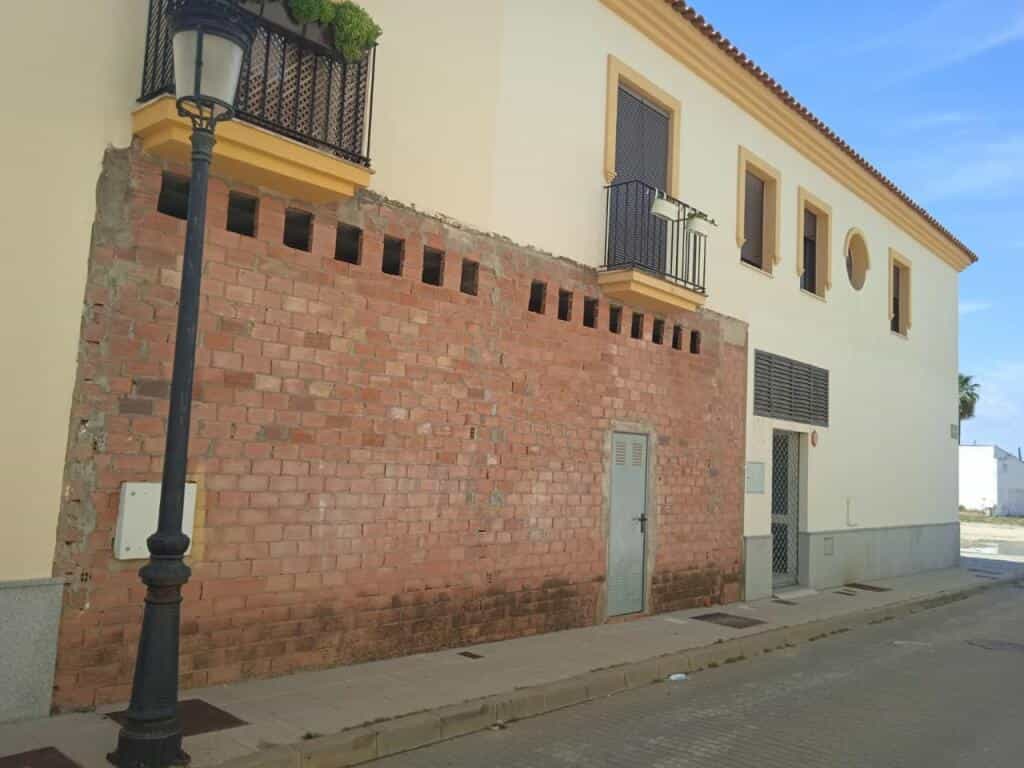 工业的 在 La Palma del Condado, Andalusia 11516397