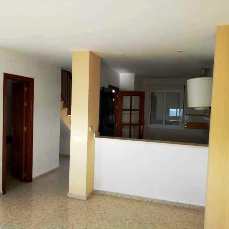 House in Cantillana, Andalusia 11516439