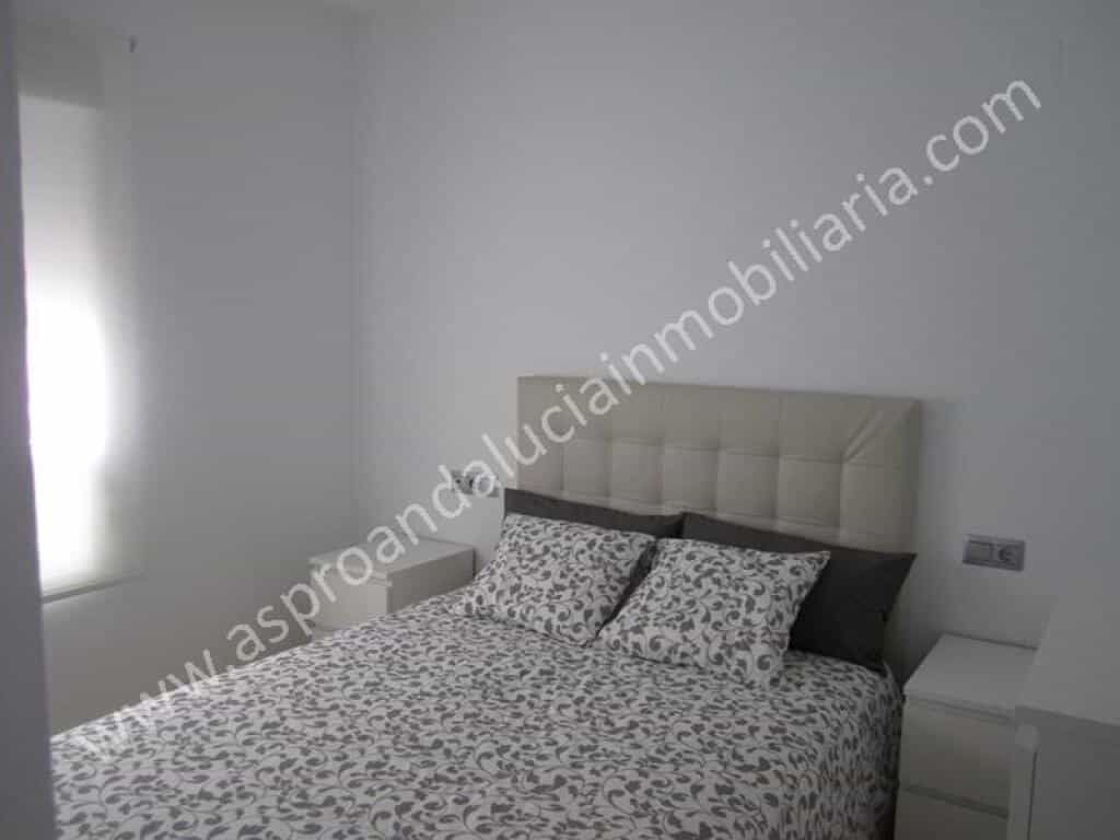 Condominium in Pilas, Andalusië 11516501