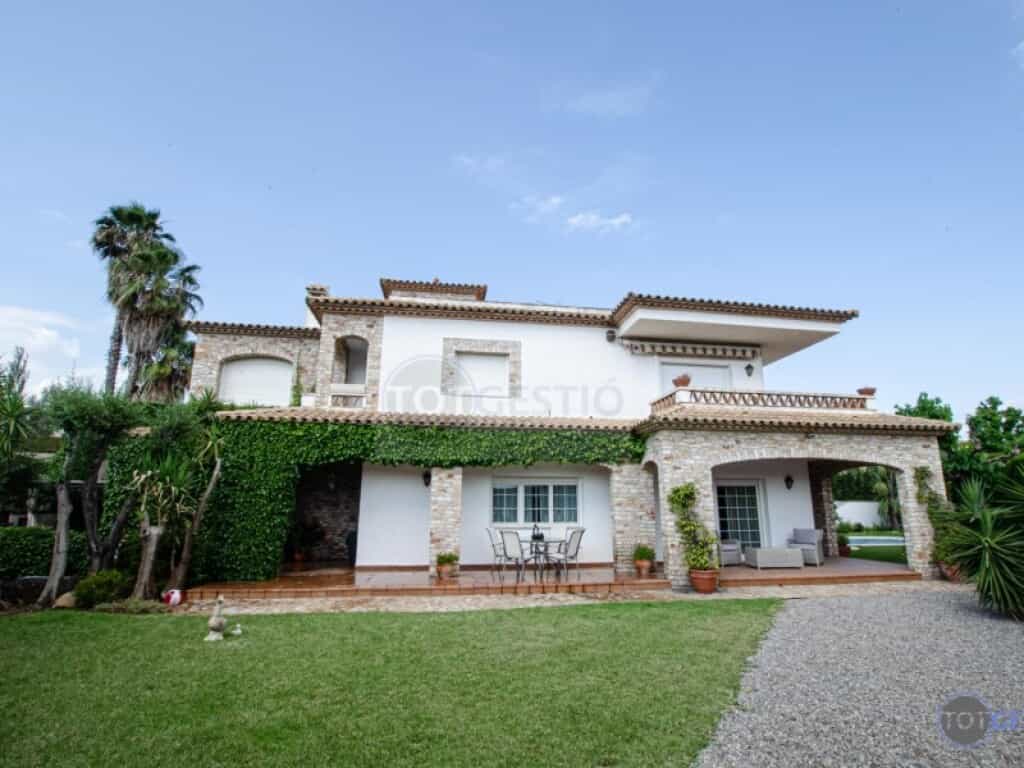 House in Playa de Aro, Catalonia 11516703
