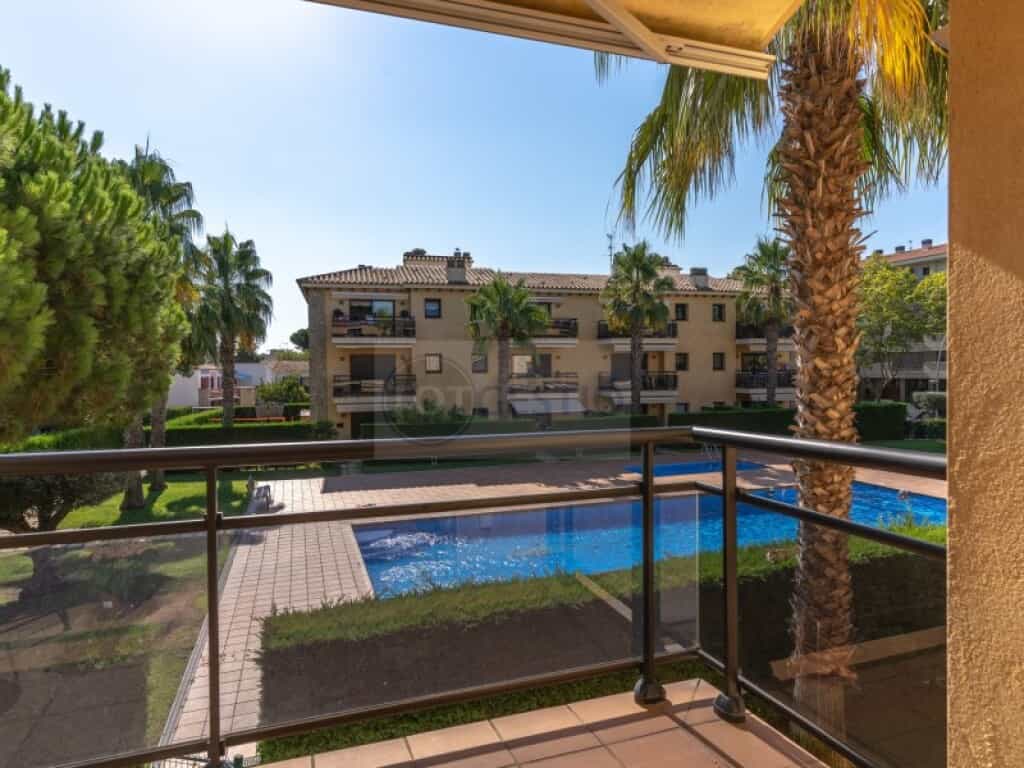 Condominium in Playa de Aro, Catalonia 11516739