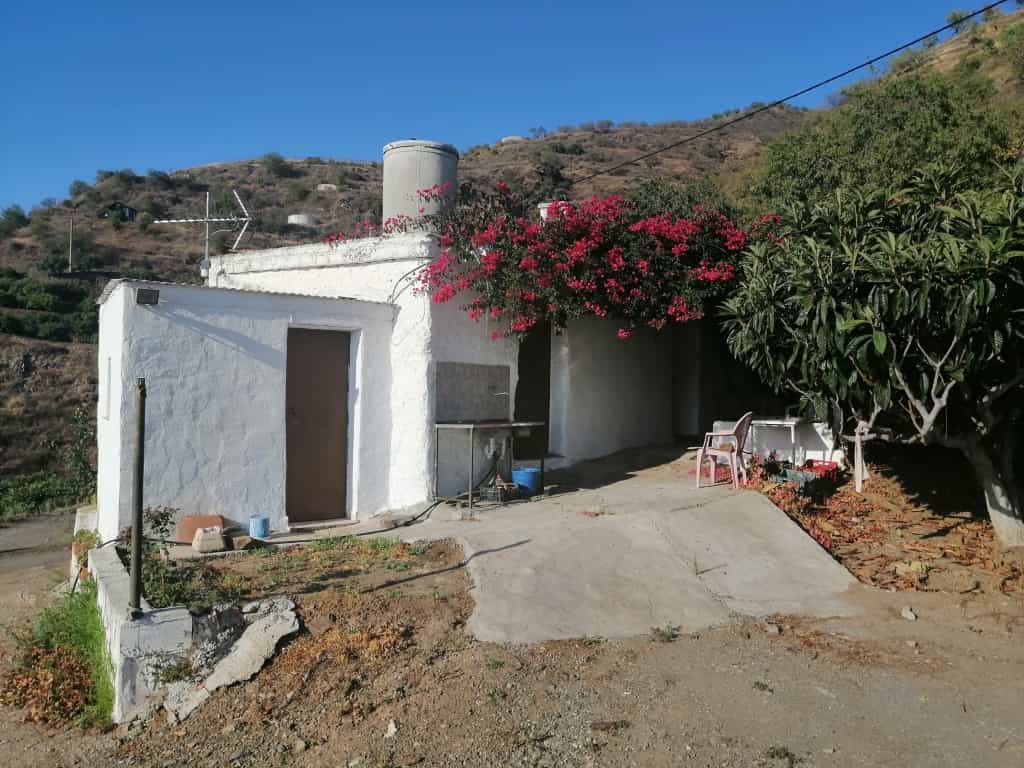 rumah dalam Itrabo, Andalusia 11516778