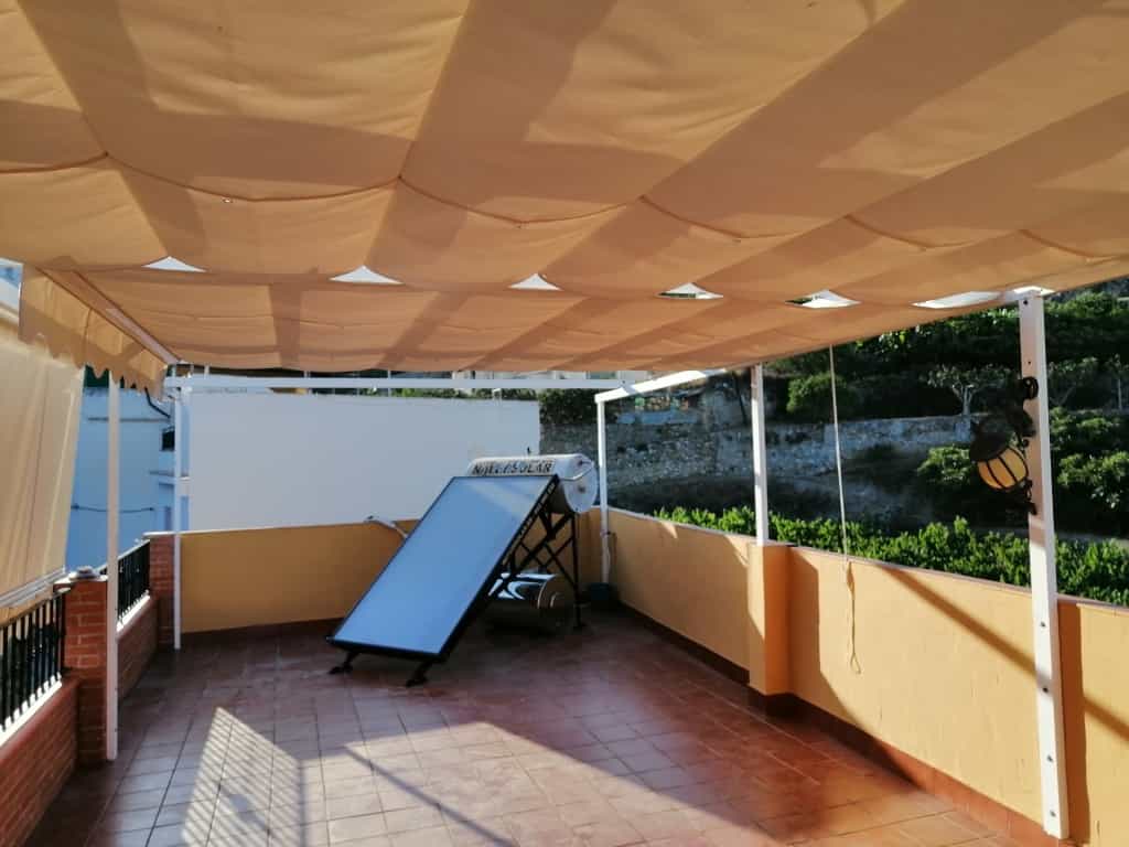 σπίτι σε Ítrabo, Andalucía 11516780