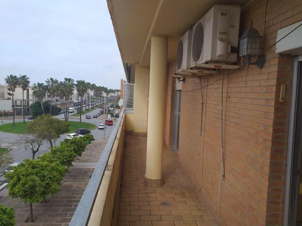 Condominium in Jerez de la Frontera, Andalusia 11517006