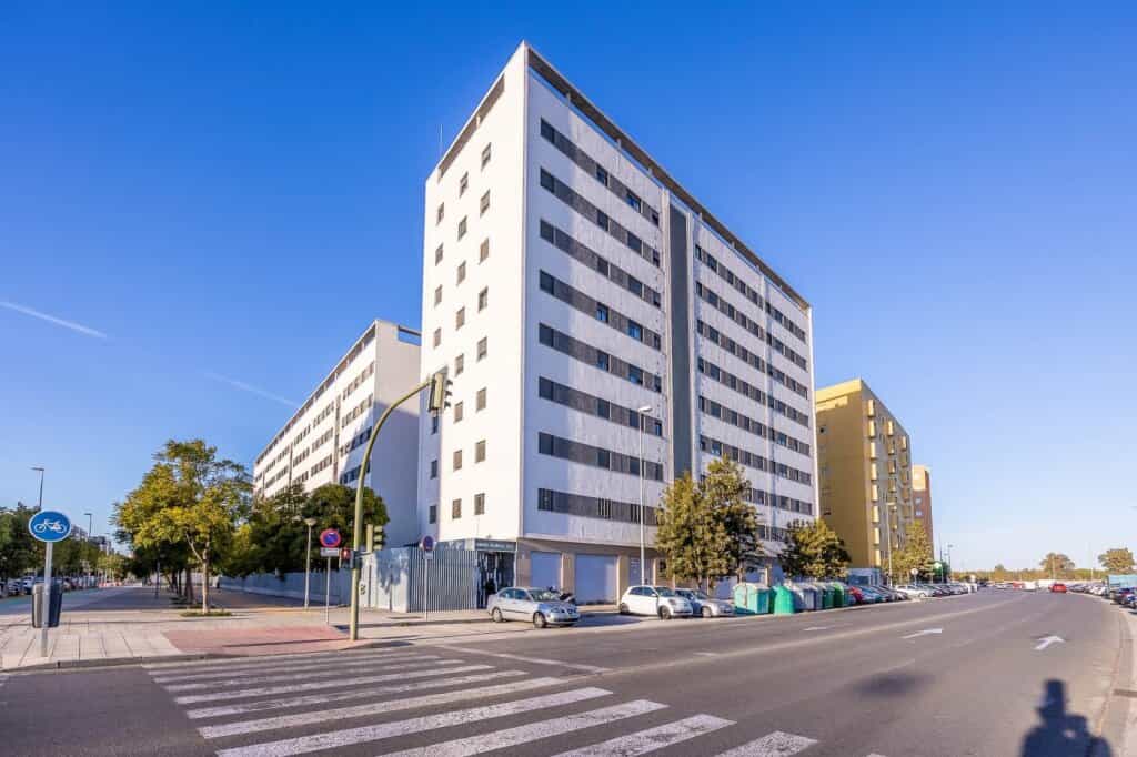 Condominium in Sevilla, Andalucía 11517012