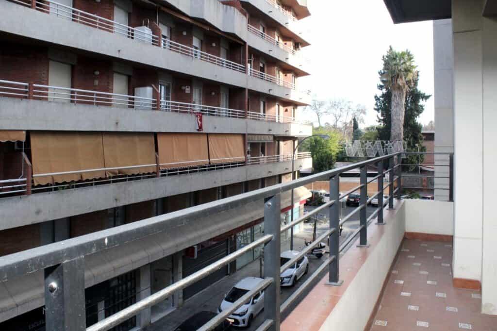 Condominium in Sevilla, Andalucía 11517028
