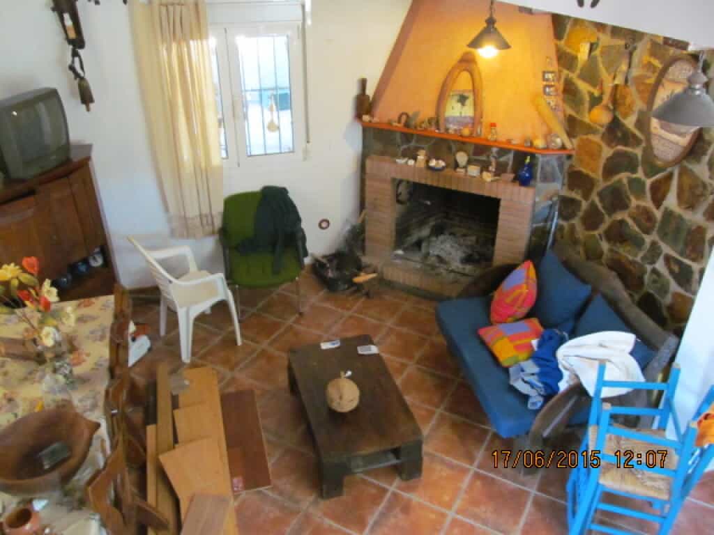 жилой дом в El Burgo, Andalucía 11517071