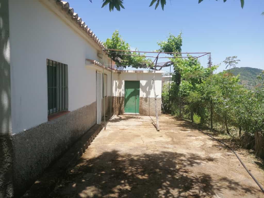 жилой дом в Genalguacil, Andalucía 11517110