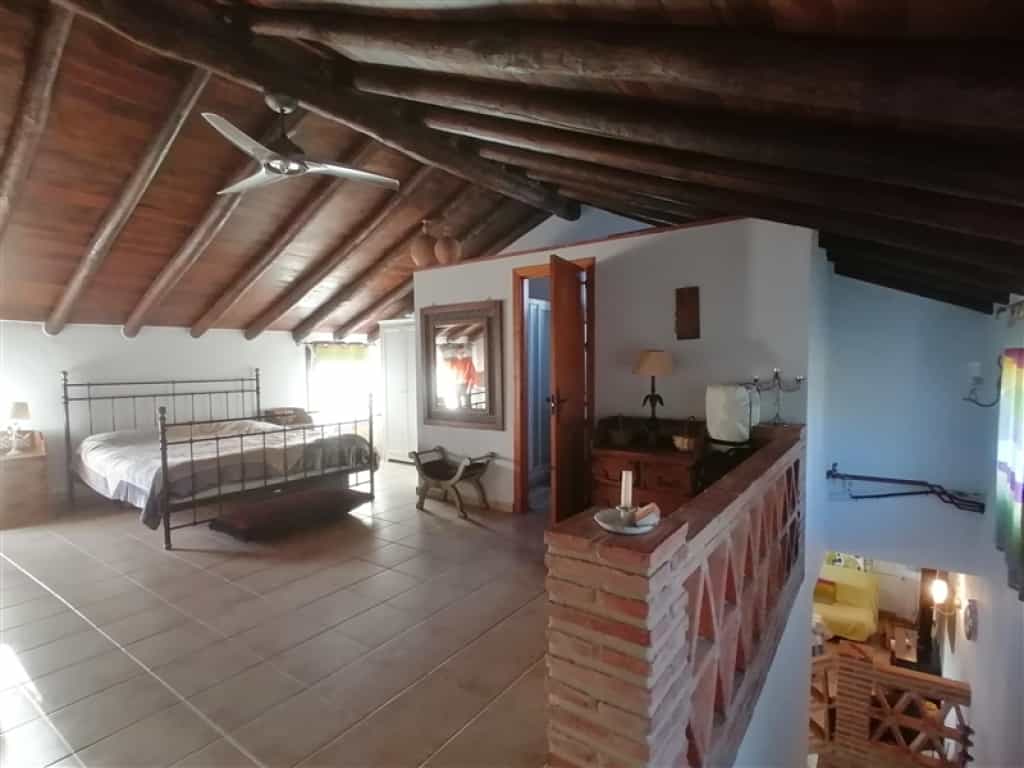 मकान में Algatocín, Andalucía 11517143