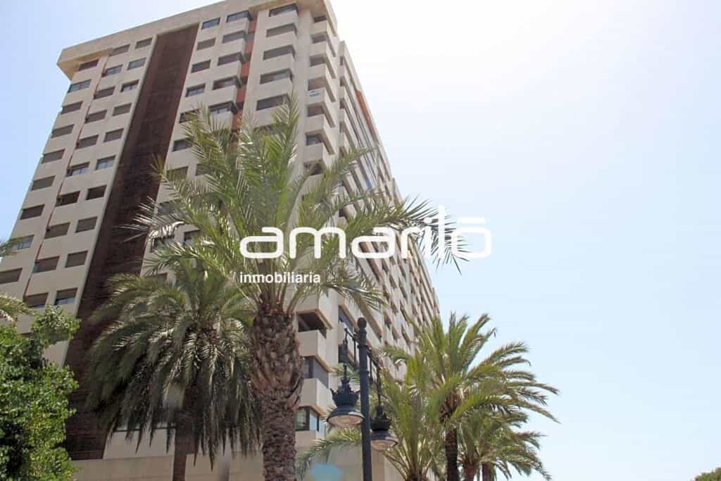 Condominium in Valencia, Valencia 11517149