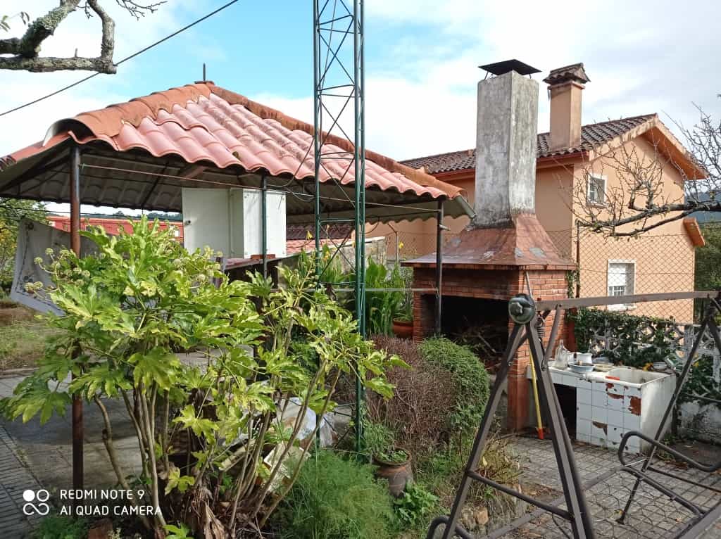 жилой дом в Puenteareas, Galicia 11517247