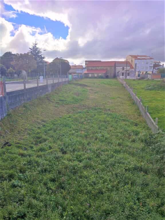 Commercial in Forcarei, Galicia 11517310