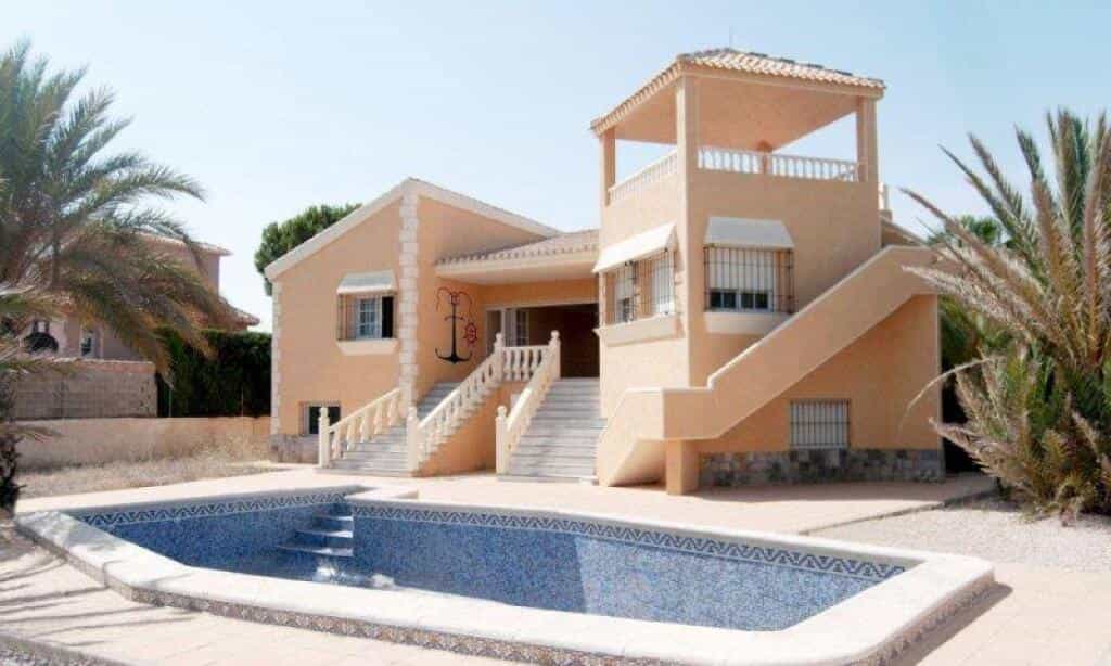 Будинок в San Pedro del Pinatar, Murcia 11517609