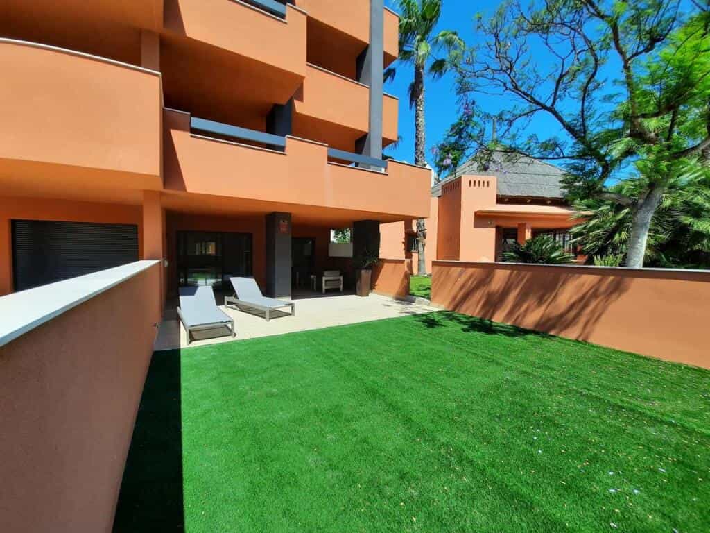 Condominium in San Miguel de Salinas, Valencia 11517665