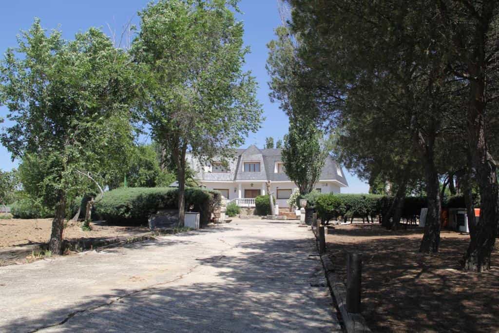 Land in Alcorcon, Madrid 11518640