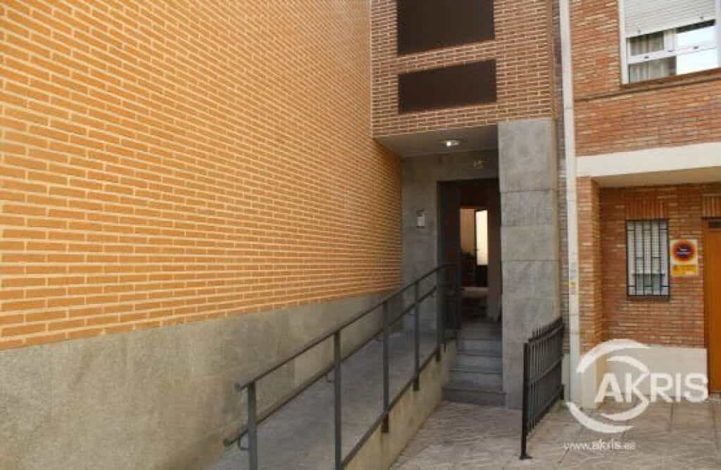 Osakehuoneisto sisään Pinto, Madrid 11518659