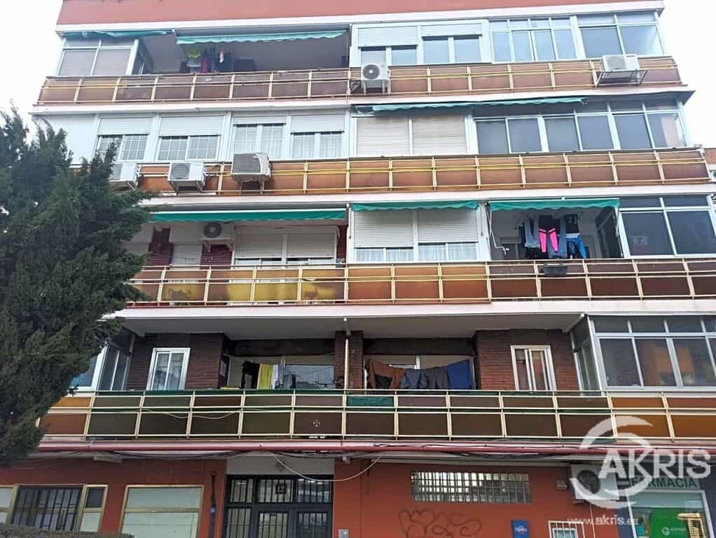 公寓 在 富恩拉夫拉達, 馬德里 11518729