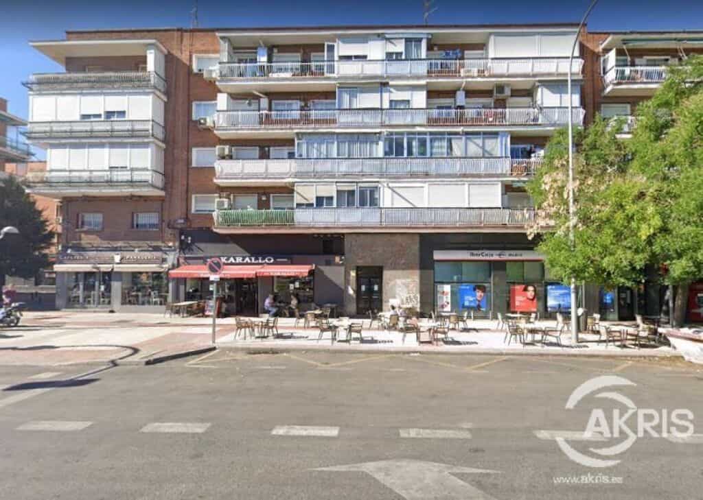 Condominium in Moratalaz, Madrid 11518748