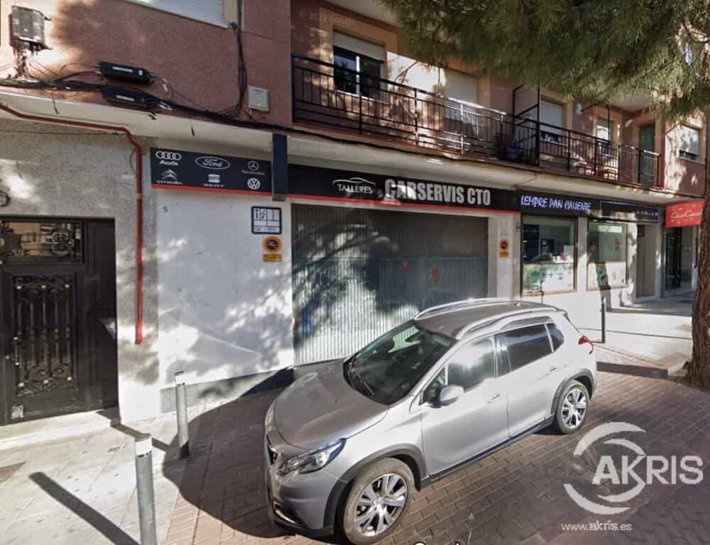 Przemysłowy w Alcorcon, Madryt 11518750