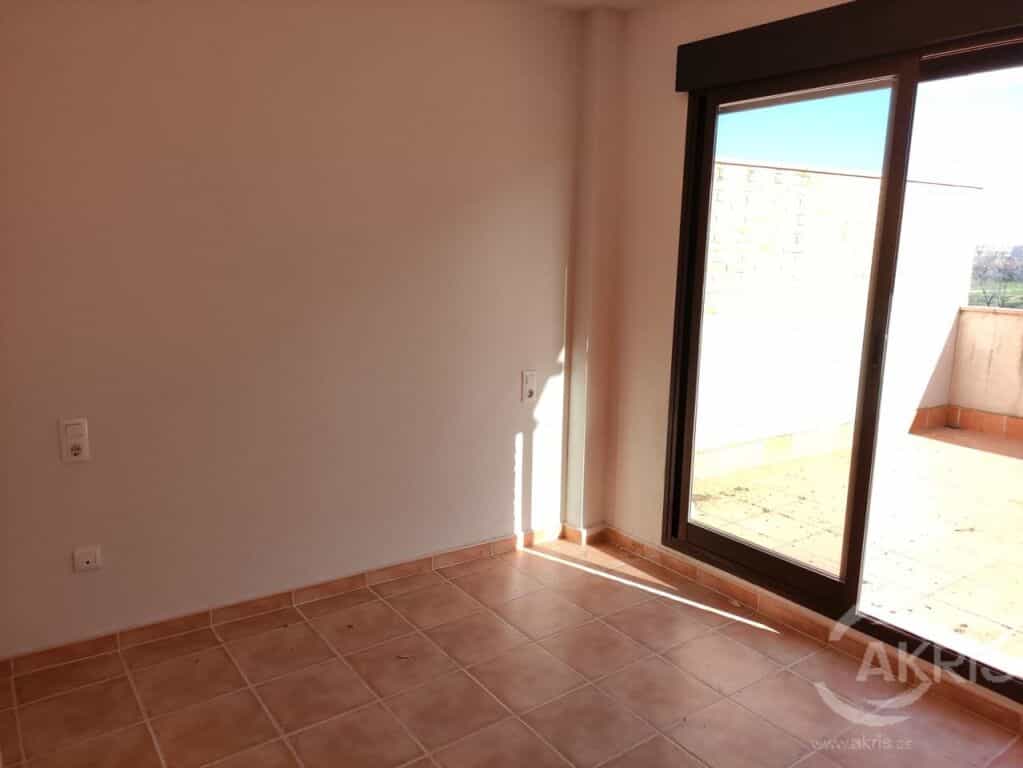 Condominium in Bargas, Castilla-La Mancha 11518880
