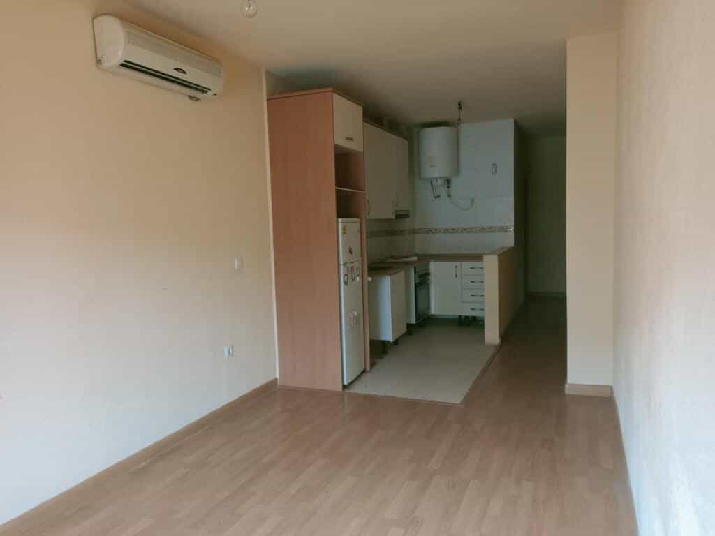 公寓 在 Polán, Castilla-La Mancha 11518929