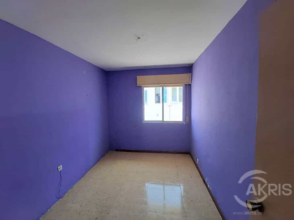 Condominium in Bargas, Castilla-La Mancha 11519019