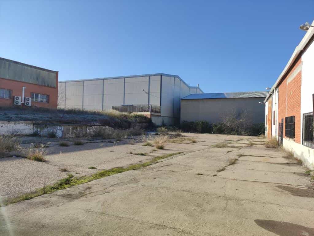 Industriel dans Toledo, Castilla-La Mancha 11519022