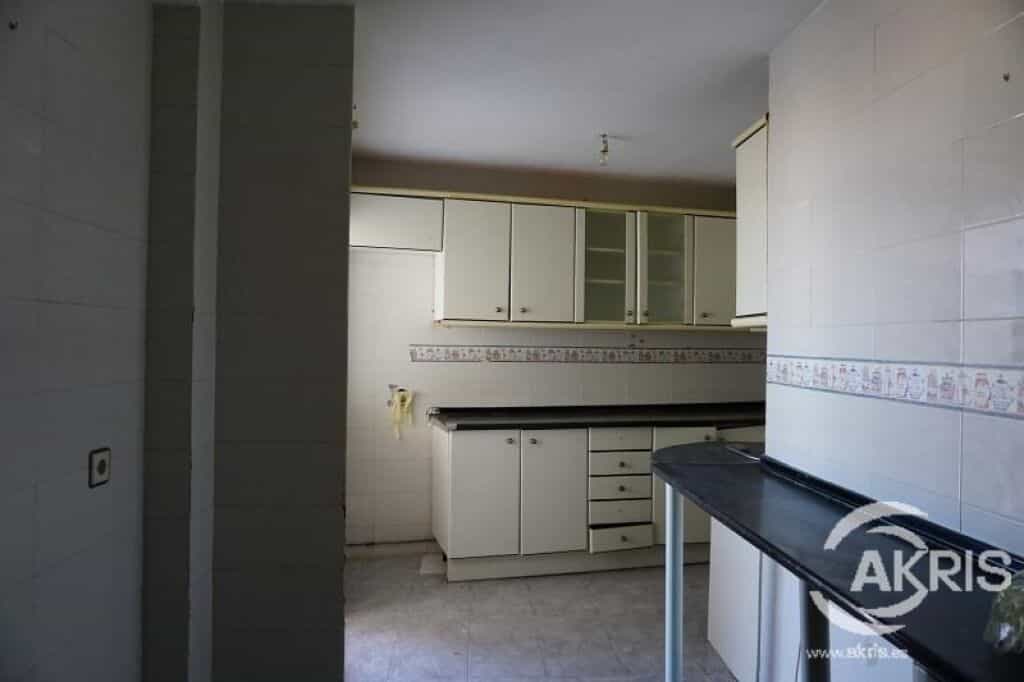 Condominium in Villatobas, Castilië-La Mancha 11519030