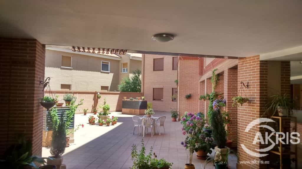 公寓 在 Bargas, Castille-La Mancha 11519050