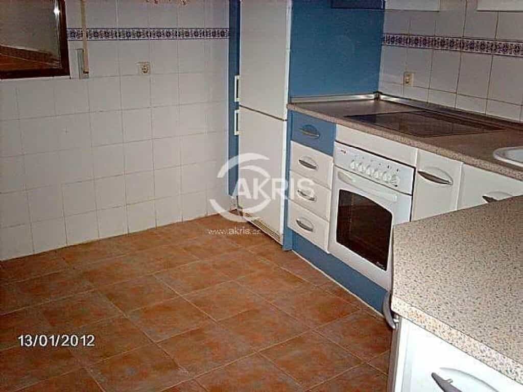 Condominium in Sonseca, Castilië-La Mancha 11519080