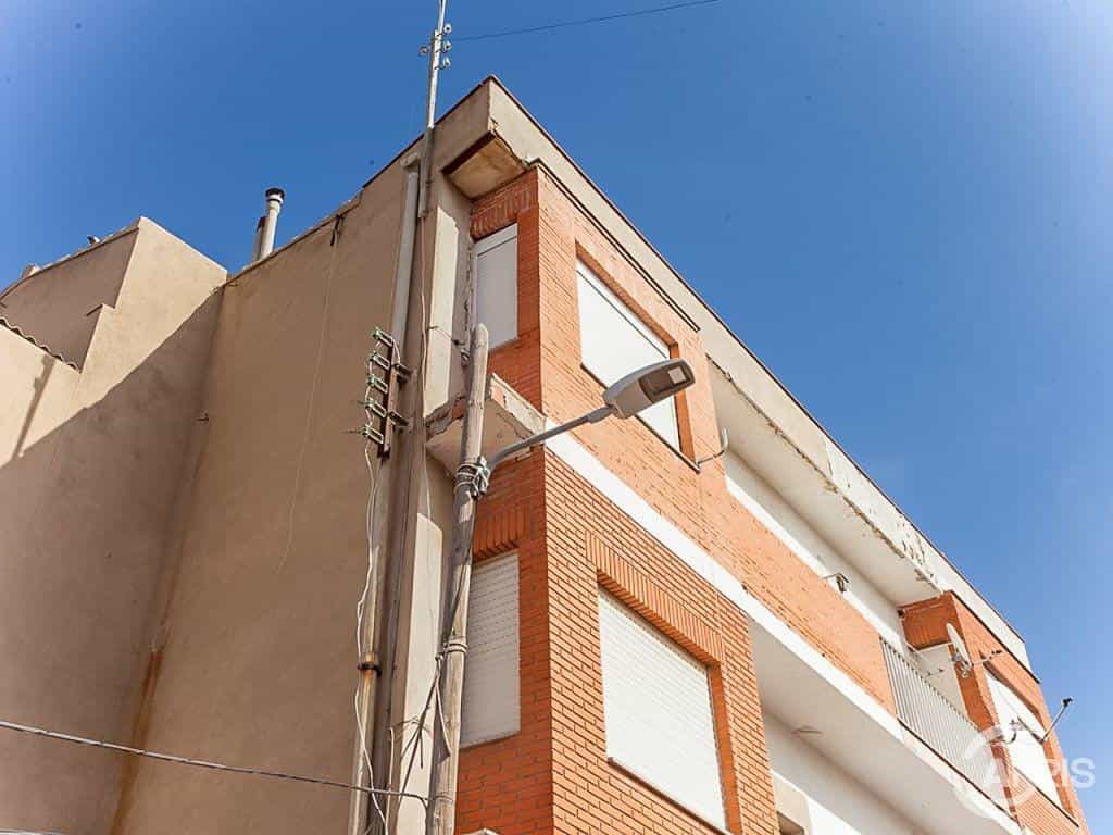 Condominium in Mora, Castille-La Mancha 11519101