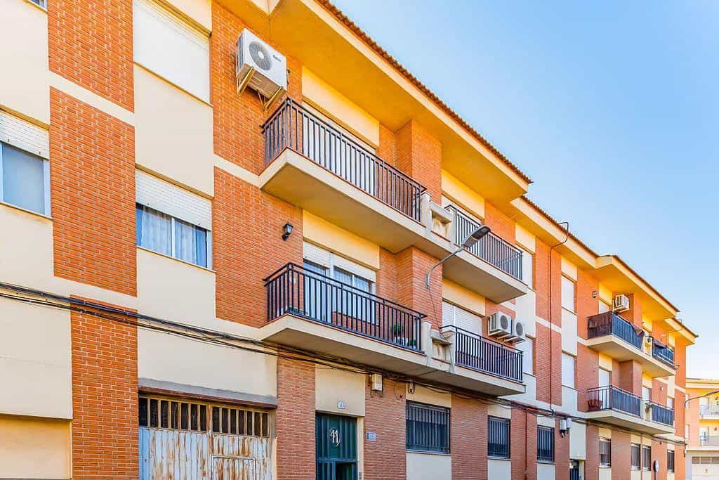 Condominium in Mora, Castille-La Mancha 11519179