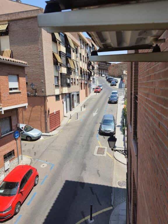 Ejerlejlighed i Toledo, Castille-La Mancha 11519204