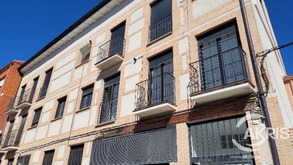 Rumah di Bargas, Castilla-La Mancha 11519226
