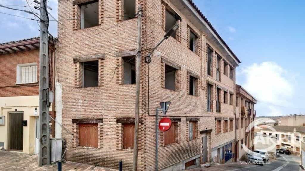 Condominio en Casarrubios del Monte, Castilla-La Mancha 11519263