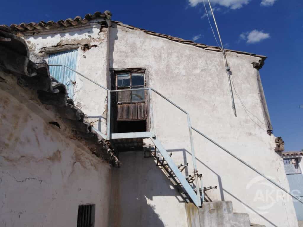 मकान में Polán, Castilla-La Mancha 11519282