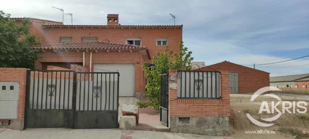 жилой дом в Ломинчар, Кастилия-Ла-Манча 11519288