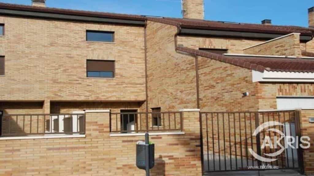 House in Ugena, Castille-La Mancha 11519290