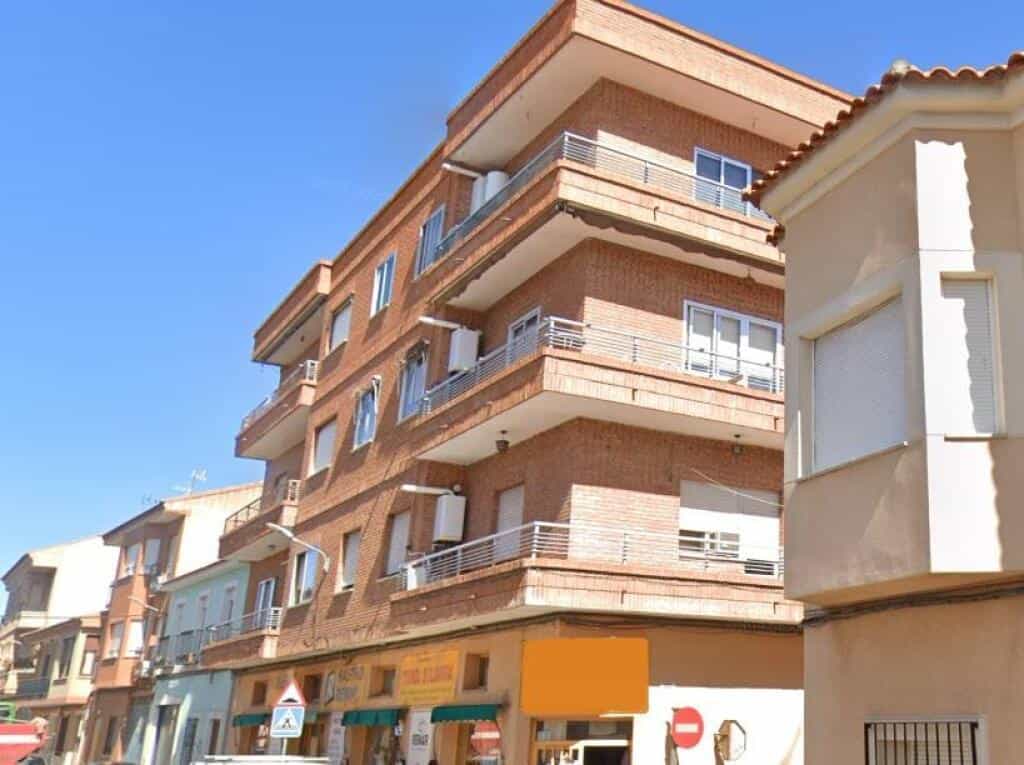 Condominium in Mora, Castille-La Mancha 11519314