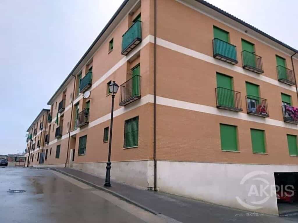 Condominio en Las Herencias, Castilla-La Mancha 11519395