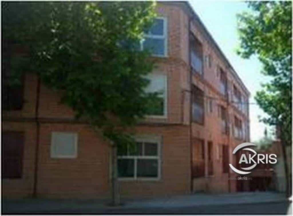 Condominium in Calera y Chozas, Castille-La Mancha 11519415