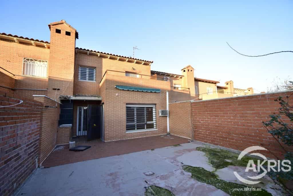 Rumah di Lominchar, Kastilia-La Mancha 11519418